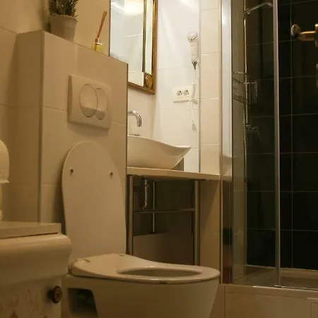 Old Center * Σπλιτ