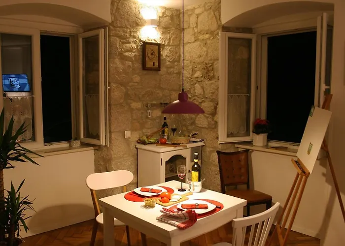 Apartman Old Center Split